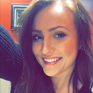 Meet your Posher, Rebecca